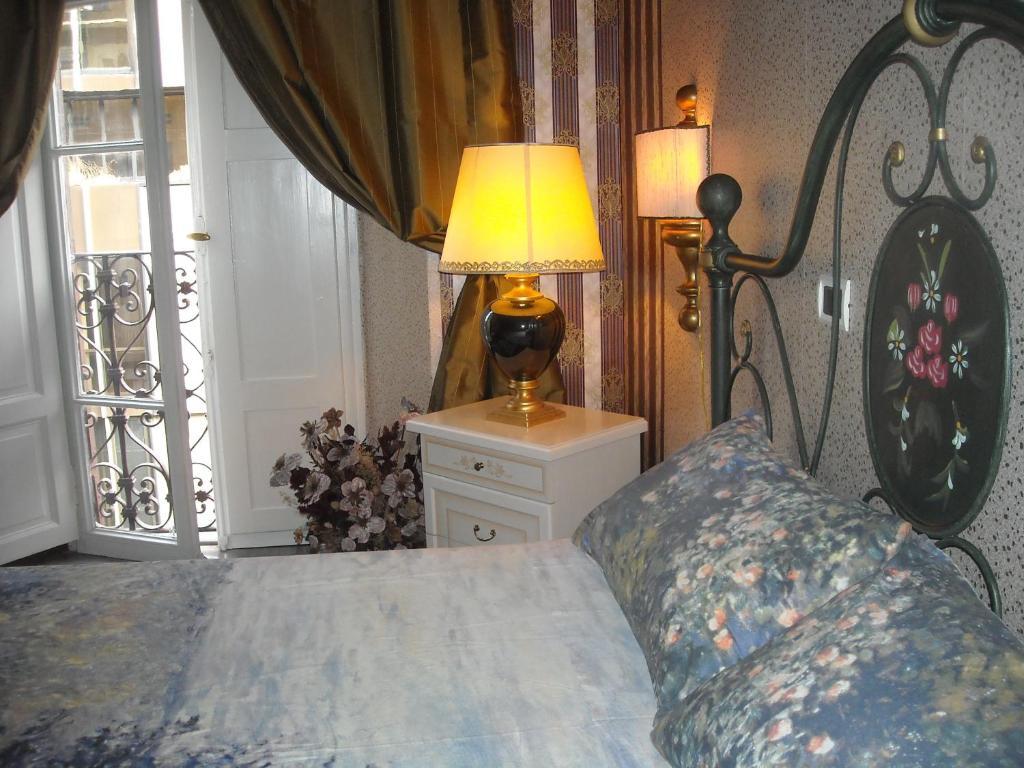 Art Domus Reale Bed and Breakfast Ρώμη Δωμάτιο φωτογραφία